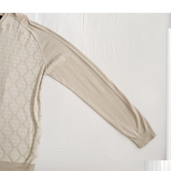 Claiborne Diamond Pattern SOFT Long Sleeve Sweater Shirt V-NECK - Picture 3 of 11